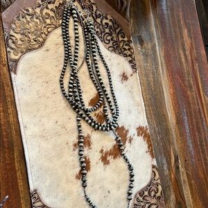 Elegant Silver Beaded Necklace